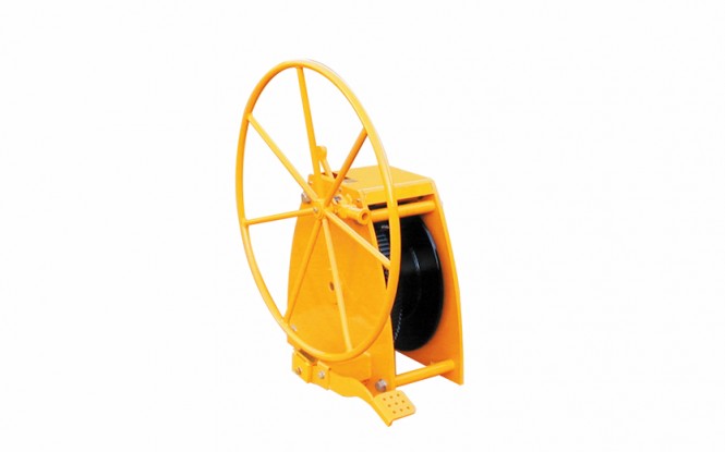 وینچ دستی کشنده عمودی با ظرفیت 4000 کیلوگرم مدل THB WINCH - 4T ساخت هوچز فرانسه